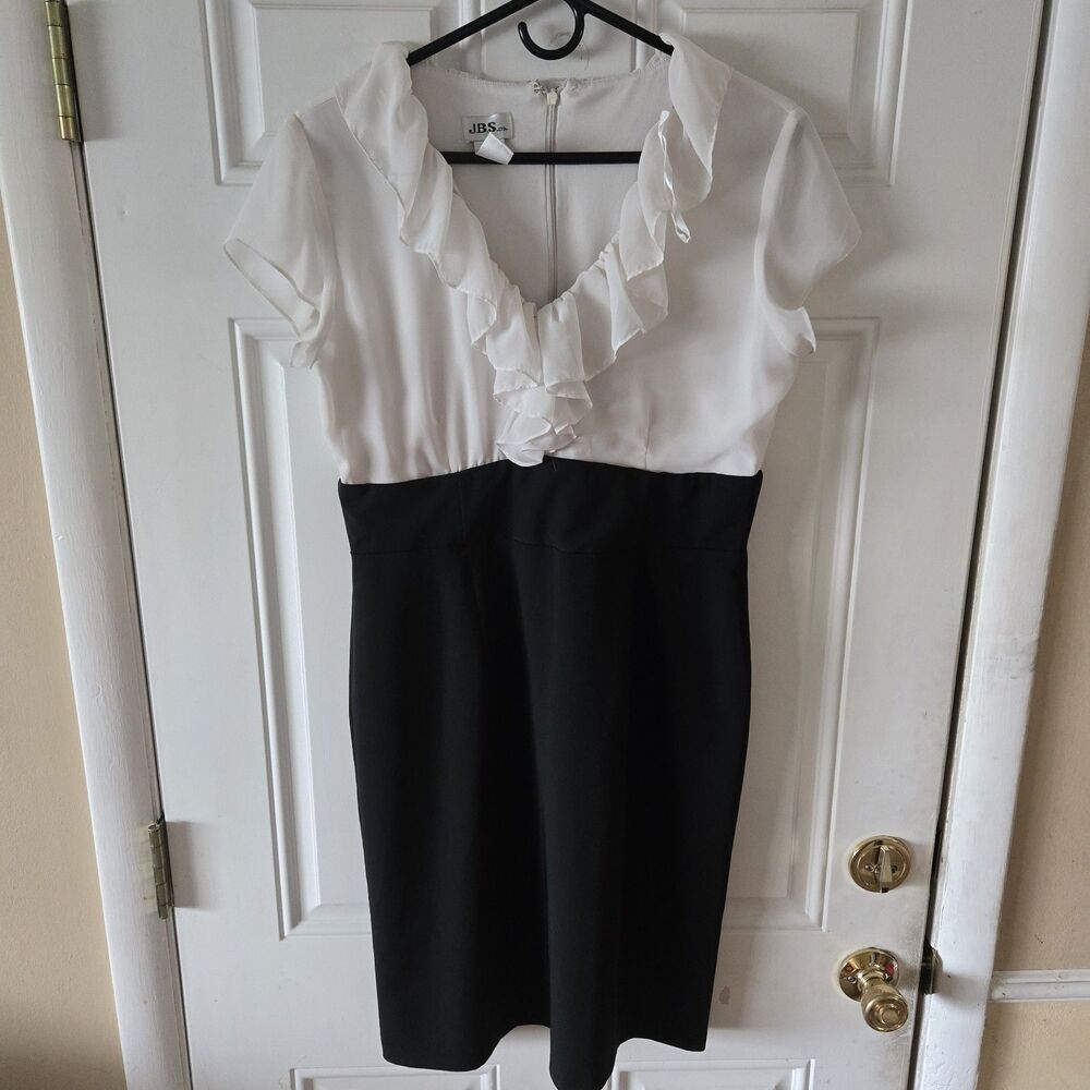 JBS Ltd Colorblock Ruffle Dress Black White Career Cocktail Size 8 Office Sheath